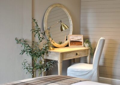 Dressing table on a natural wooden table.